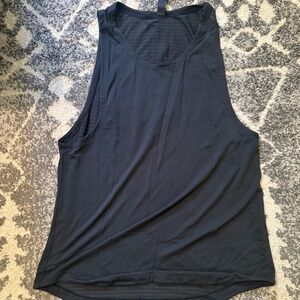 Men’s Lululemon athletic training tank in black, size Large